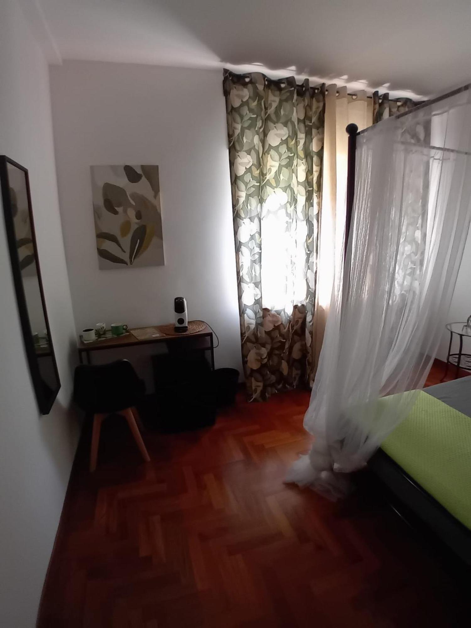 Reginella House Hotel Napoli Bagian luar foto