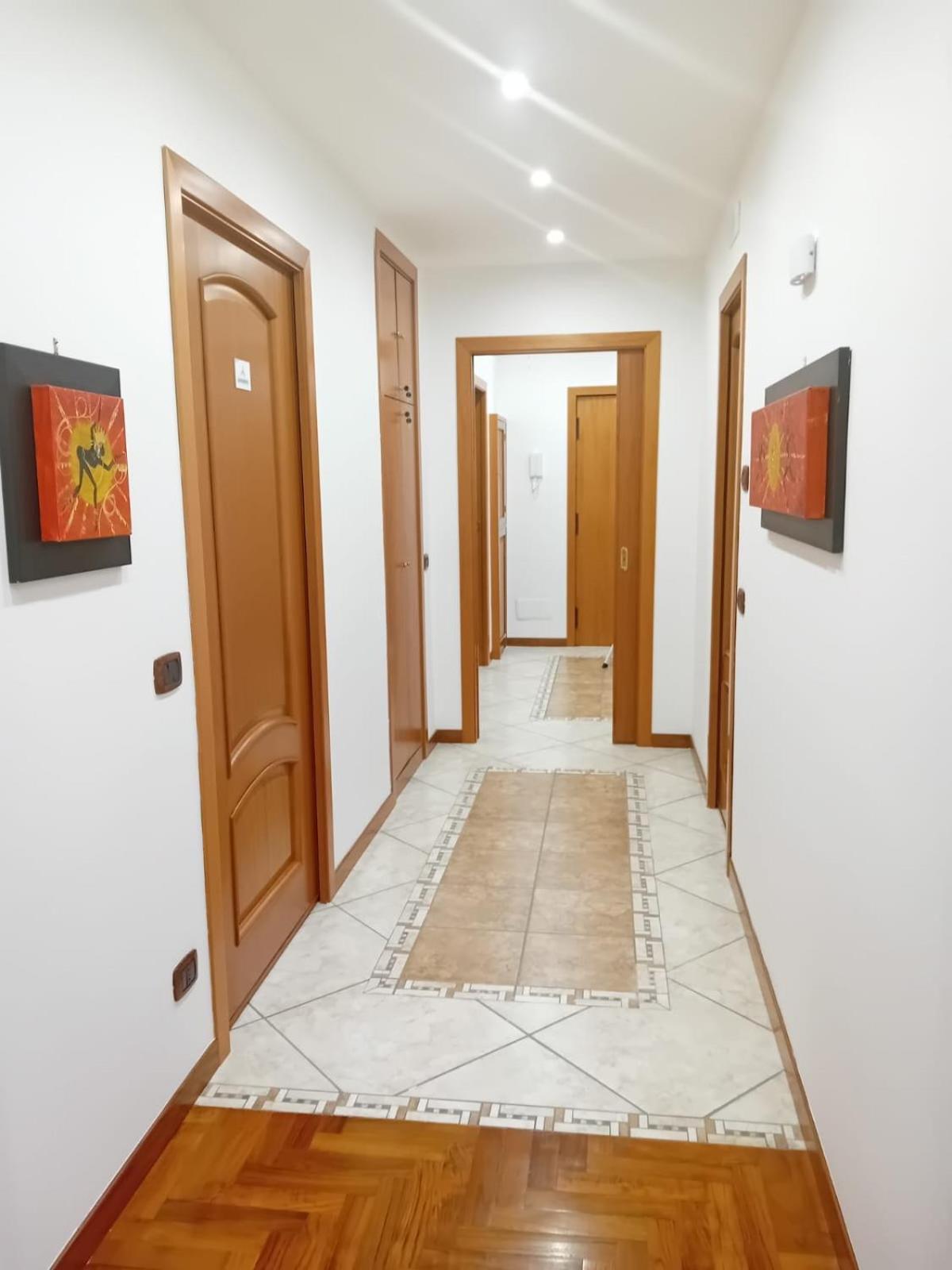 Reginella House Hotel Napoli Bagian luar foto